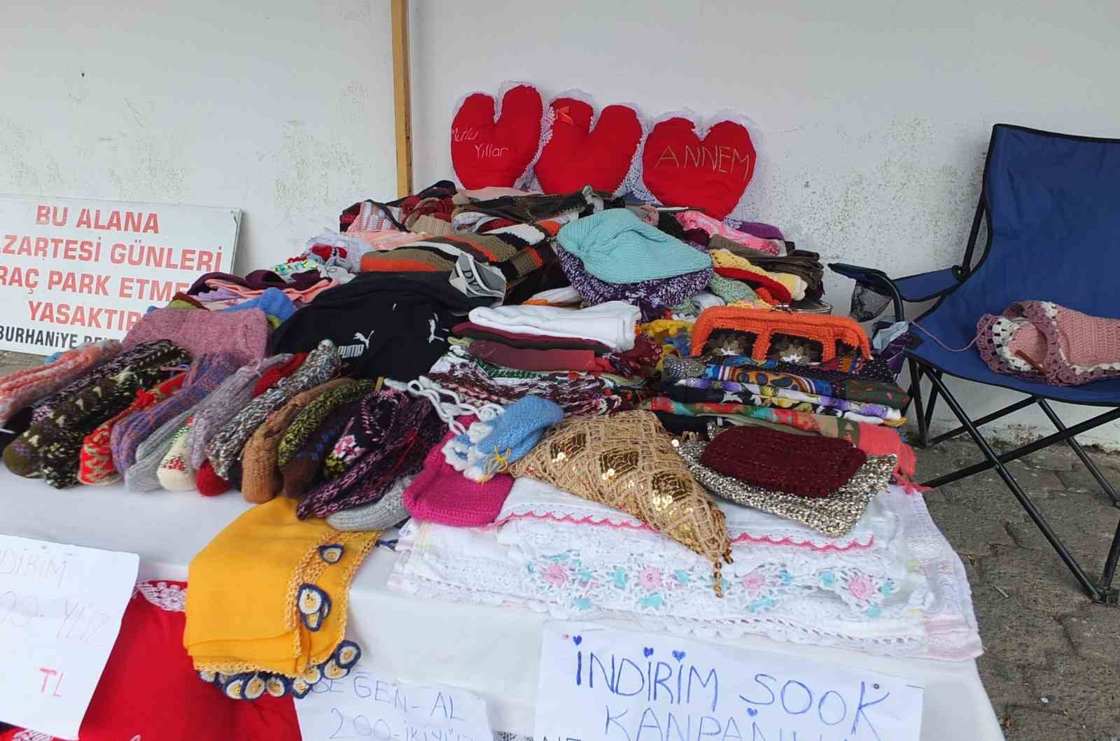 Hamaratlı eller pazarda
