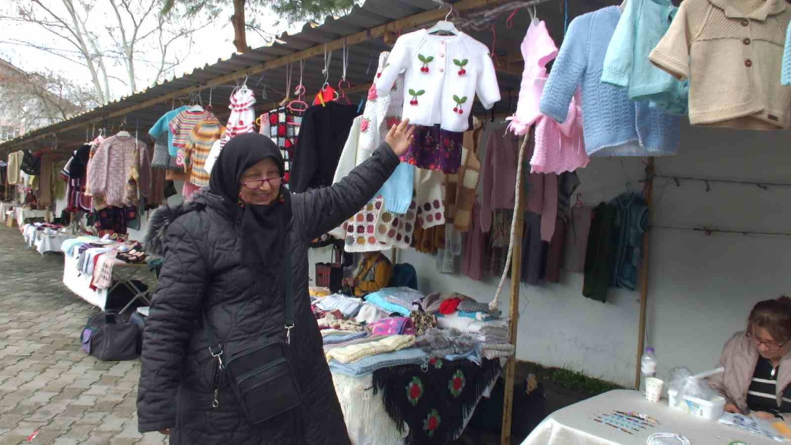 Hamaratlı eller pazarda
