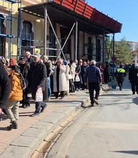 Hamsinin fiyatı 50 TL’ye kadar düştü, balık satışları hızlandı
