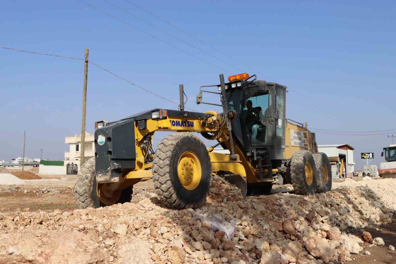 Harran Ovası’nda yol çilesi tarihe karışıyor
