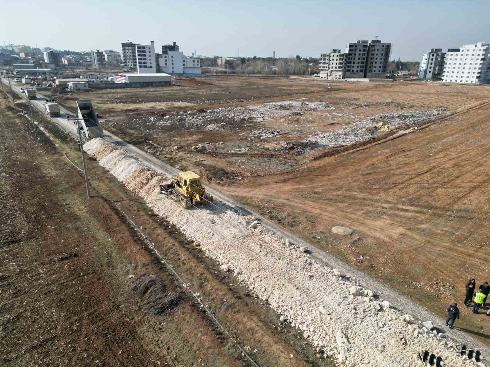Harran Ovası’nda yol çilesi tarihe karışıyor
