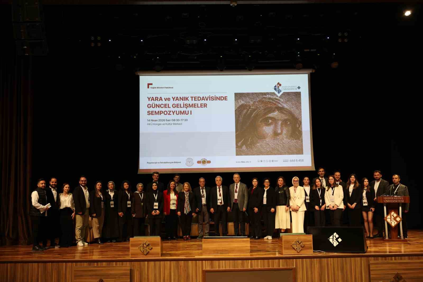 Hasan Kalyoncu Üniversitesi’nde "Yara ve Yanık Tedavisinde Güncel Gelişmeler" sempozyumu gerçekleştirildi
