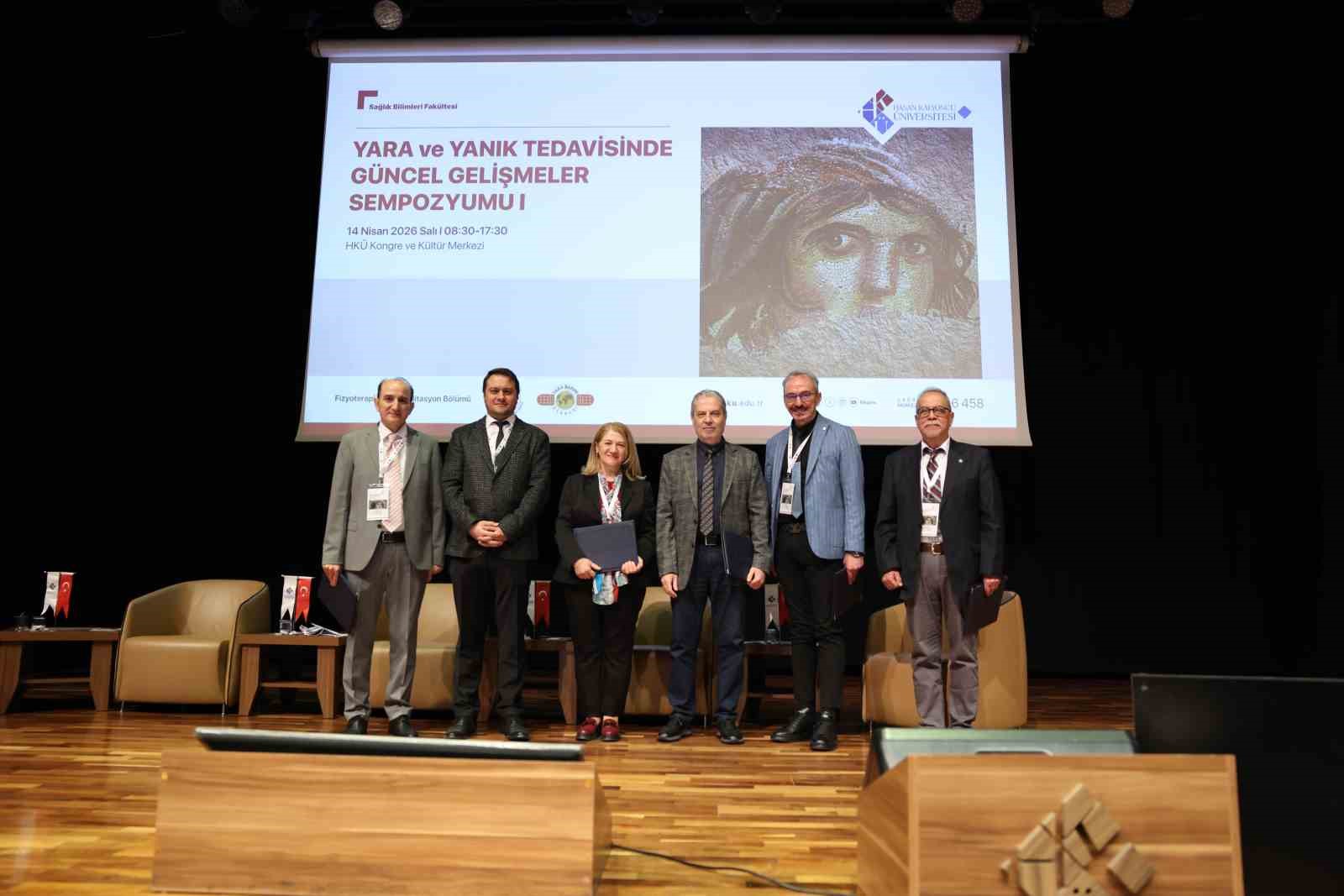 Hasan Kalyoncu Üniversitesi’nde "Yara ve Yanık Tedavisinde Güncel Gelişmeler" sempozyumu gerçekleştirildi
