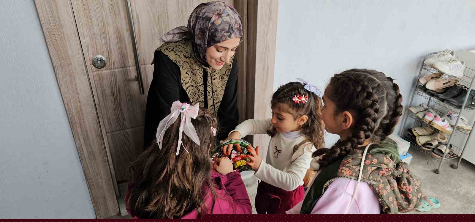 Hasköy’de bayram geleneği sürüyor: Çocuklar kapı kapı şeker topladı
