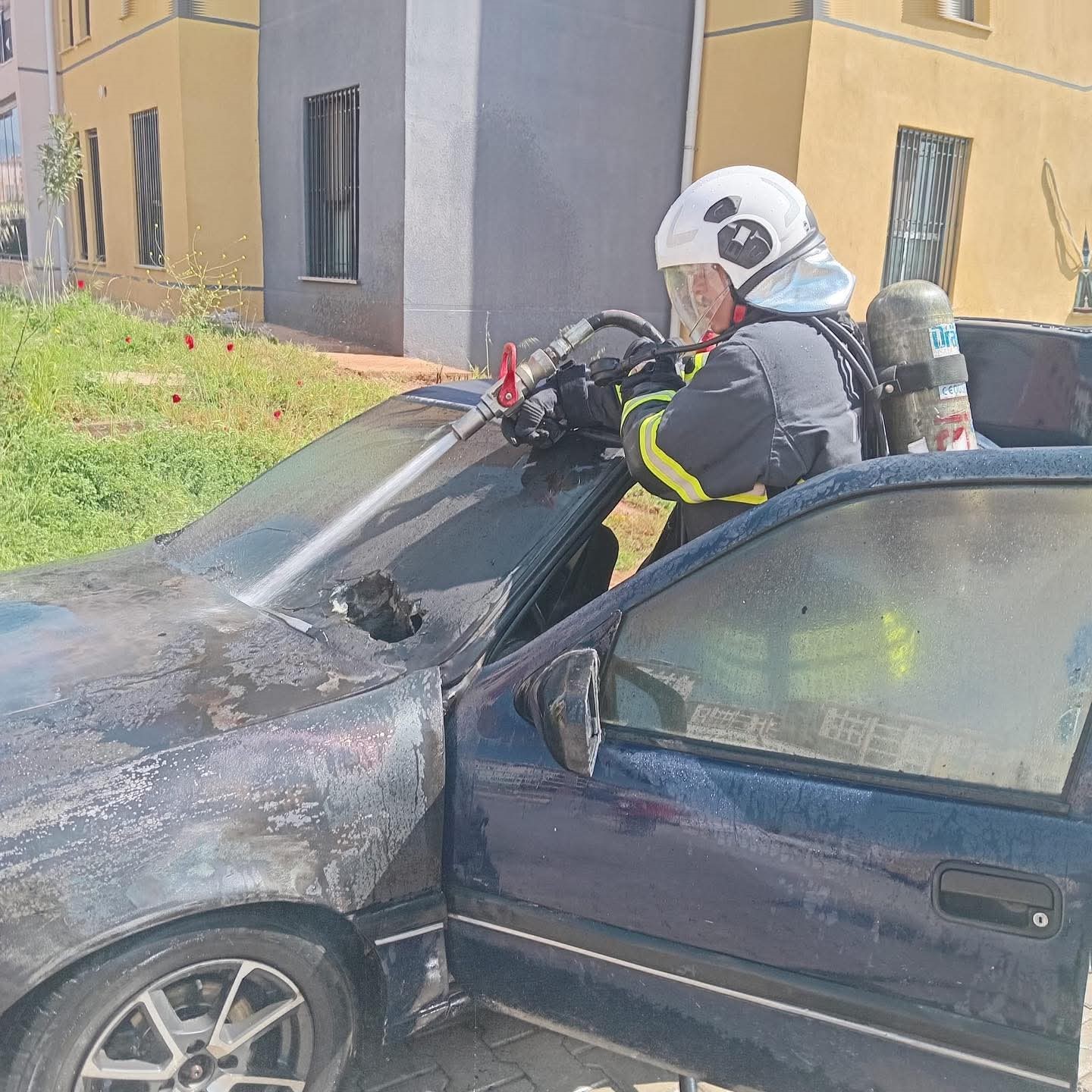 Hassa’da otomobil alevlere teslim oldu
