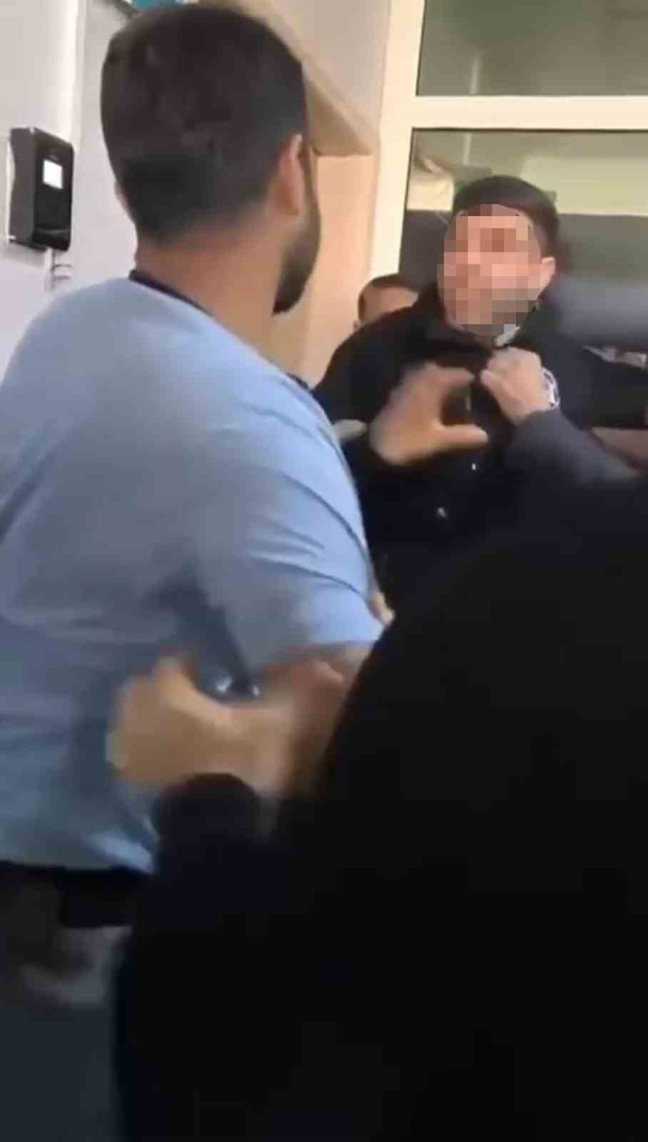 Hastane acilinde kavga kamerada
