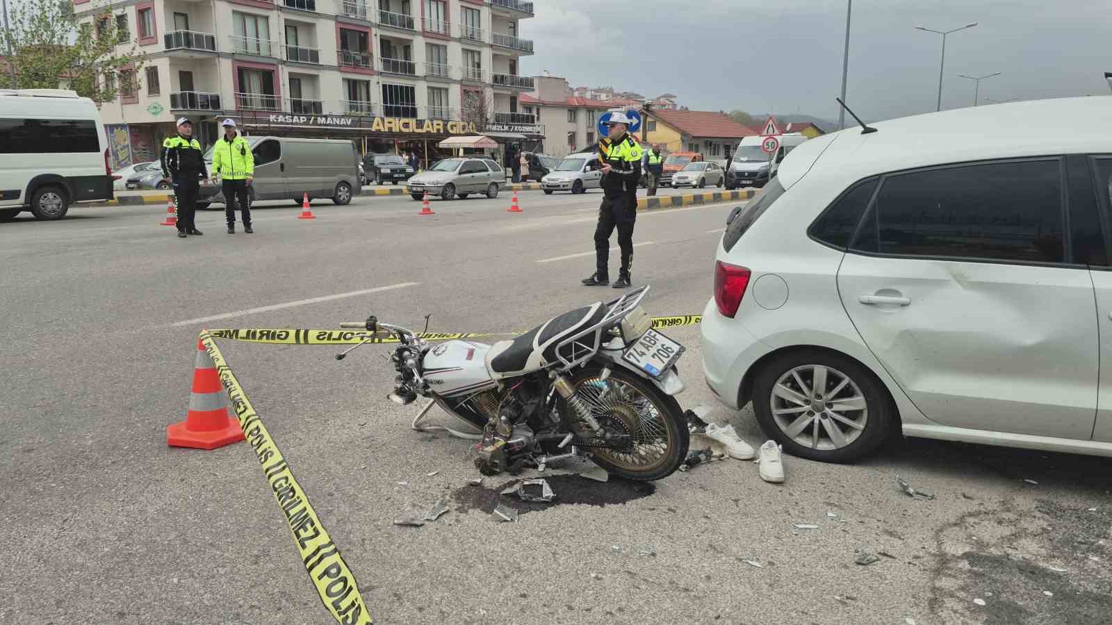 Hastane yolunda feci kaza: 3 yaralı
