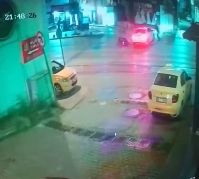 Hatalı dönüş kazaya neden oldu: 1 yaralı

