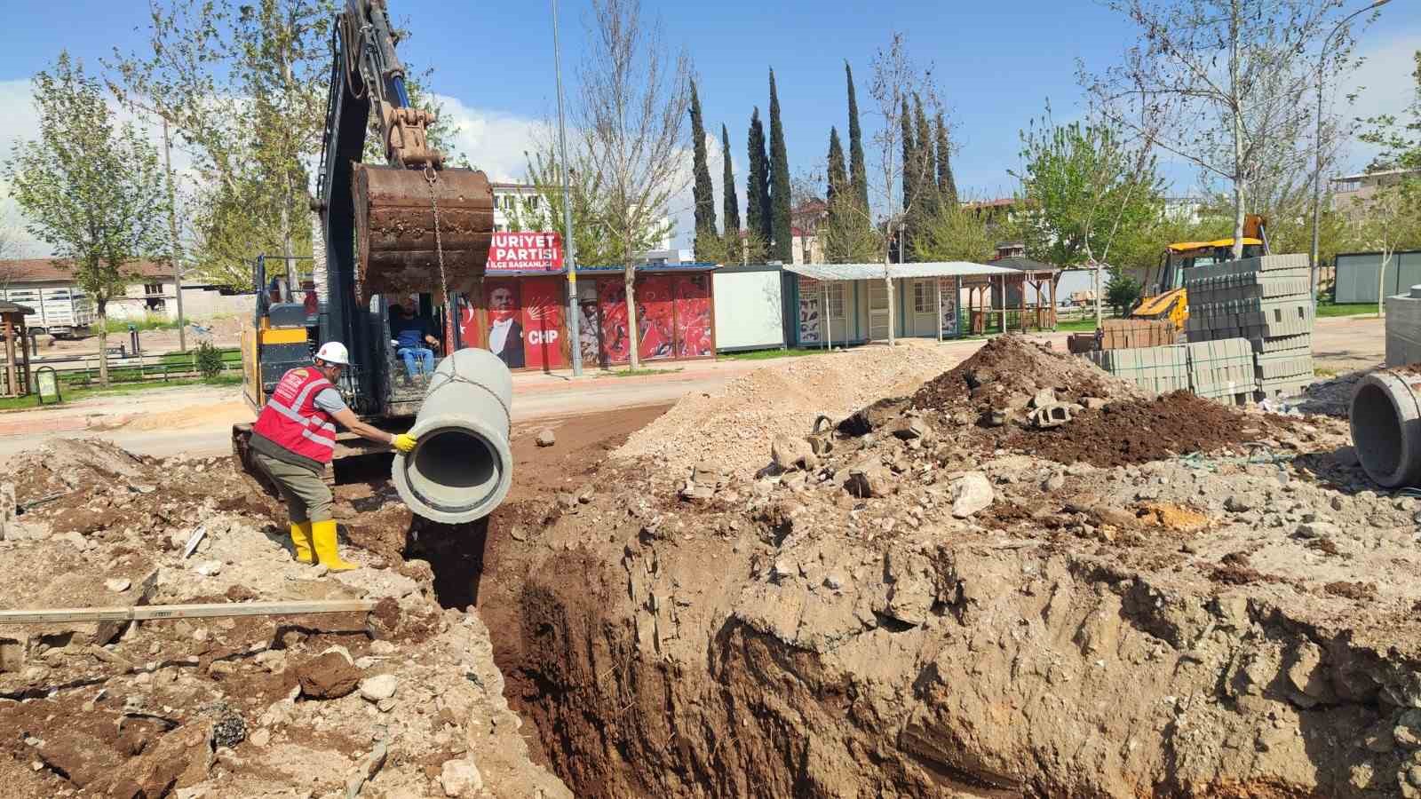 Hatay Büyükşehir Belediyesi,  Kırıkhan’a modern altyapı

