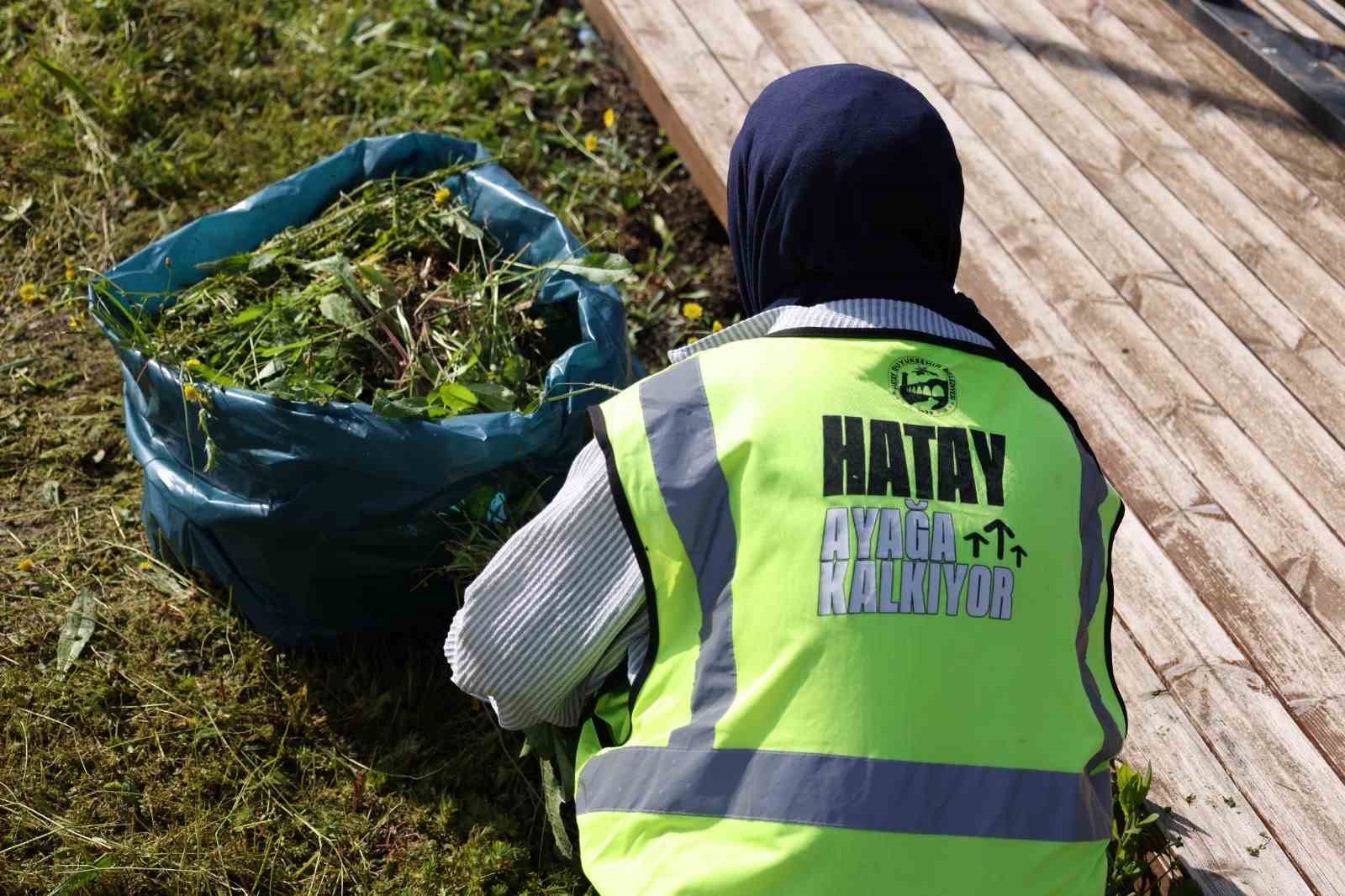 Hatay Büyükşehir Belediyesi’nden yeşil alanlara teknolojik dokunuş
