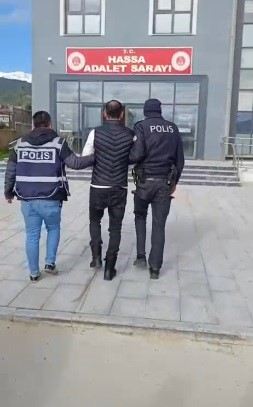 Hatay’da hapis cezaları nedeniyle aranan 2 kişi tutuklandı
