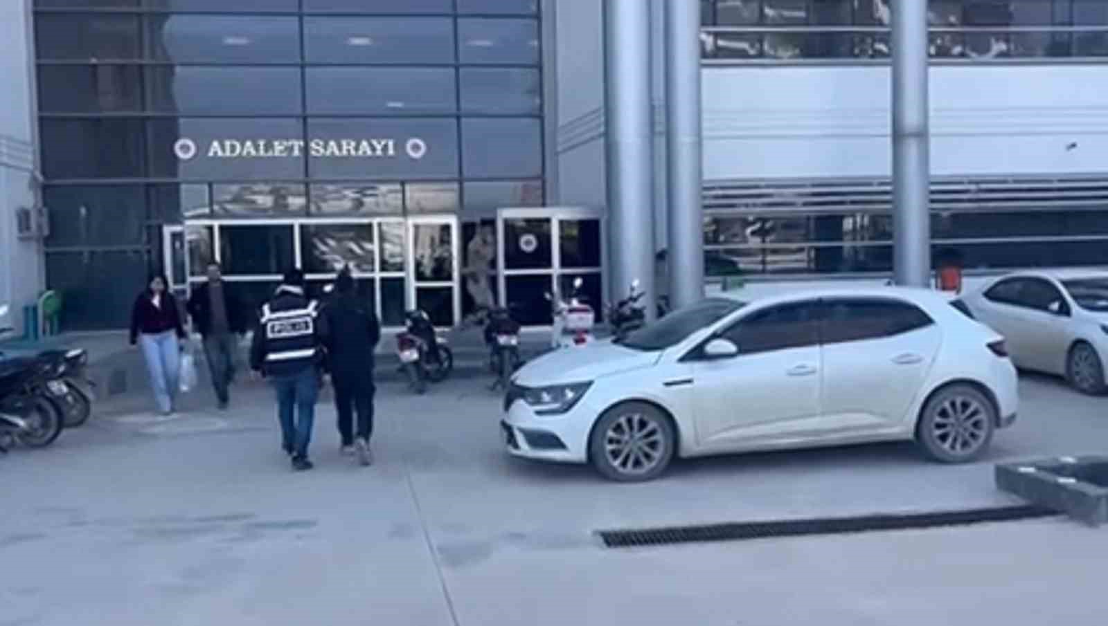 Hatay’da hapis cezaları nedeniyle aranan 3 kişi tutuklandı
