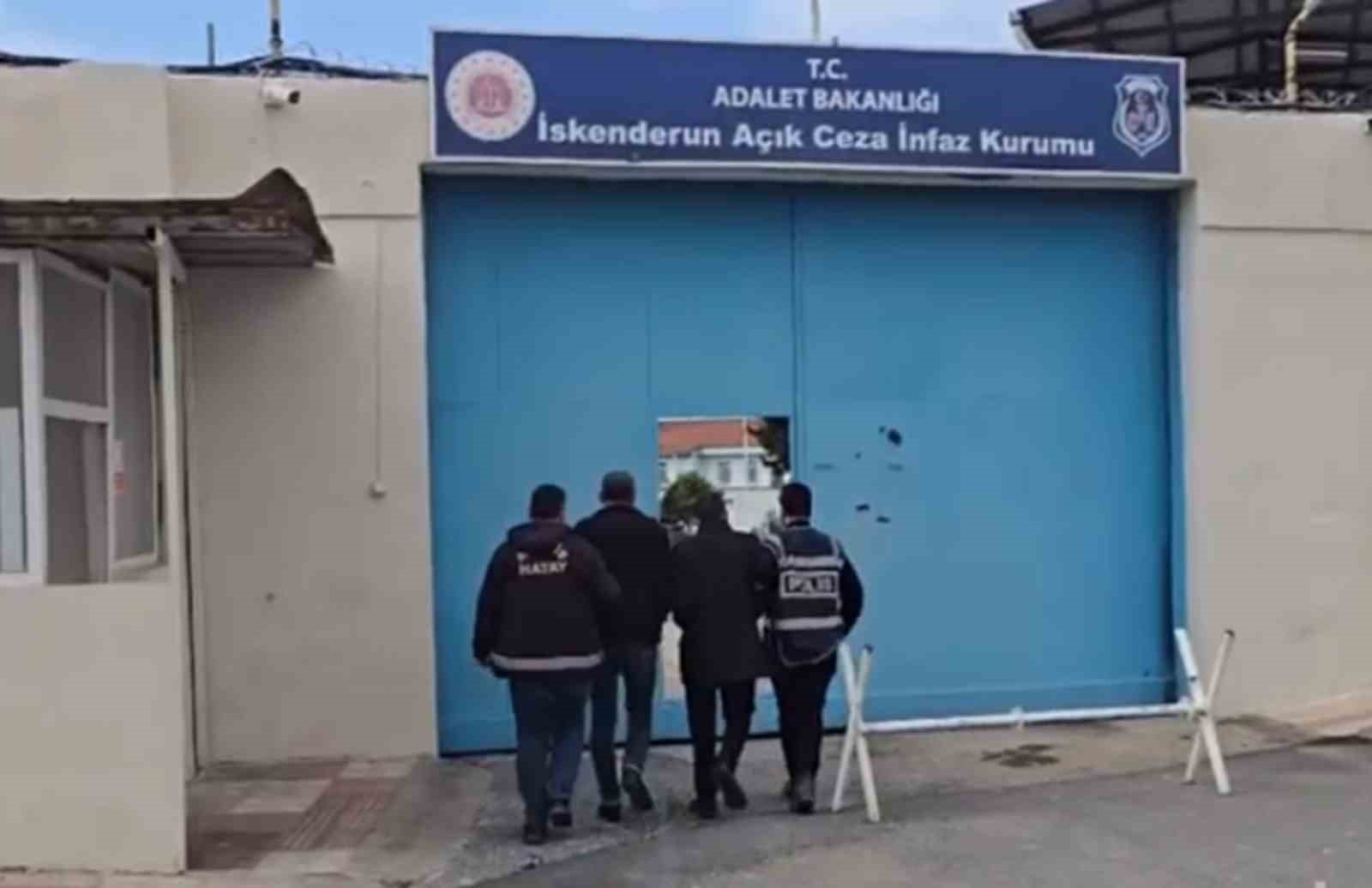 Hatay’da hapis cezası ile aranan 5 kişi yakalandı
