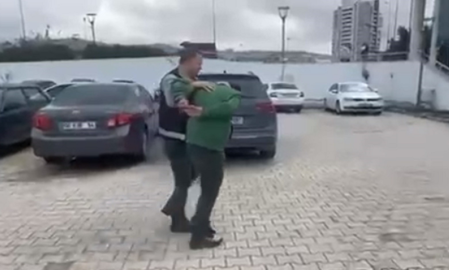 Hatay’da hapis cezasıyla aranan 5 kişi yakalandı
