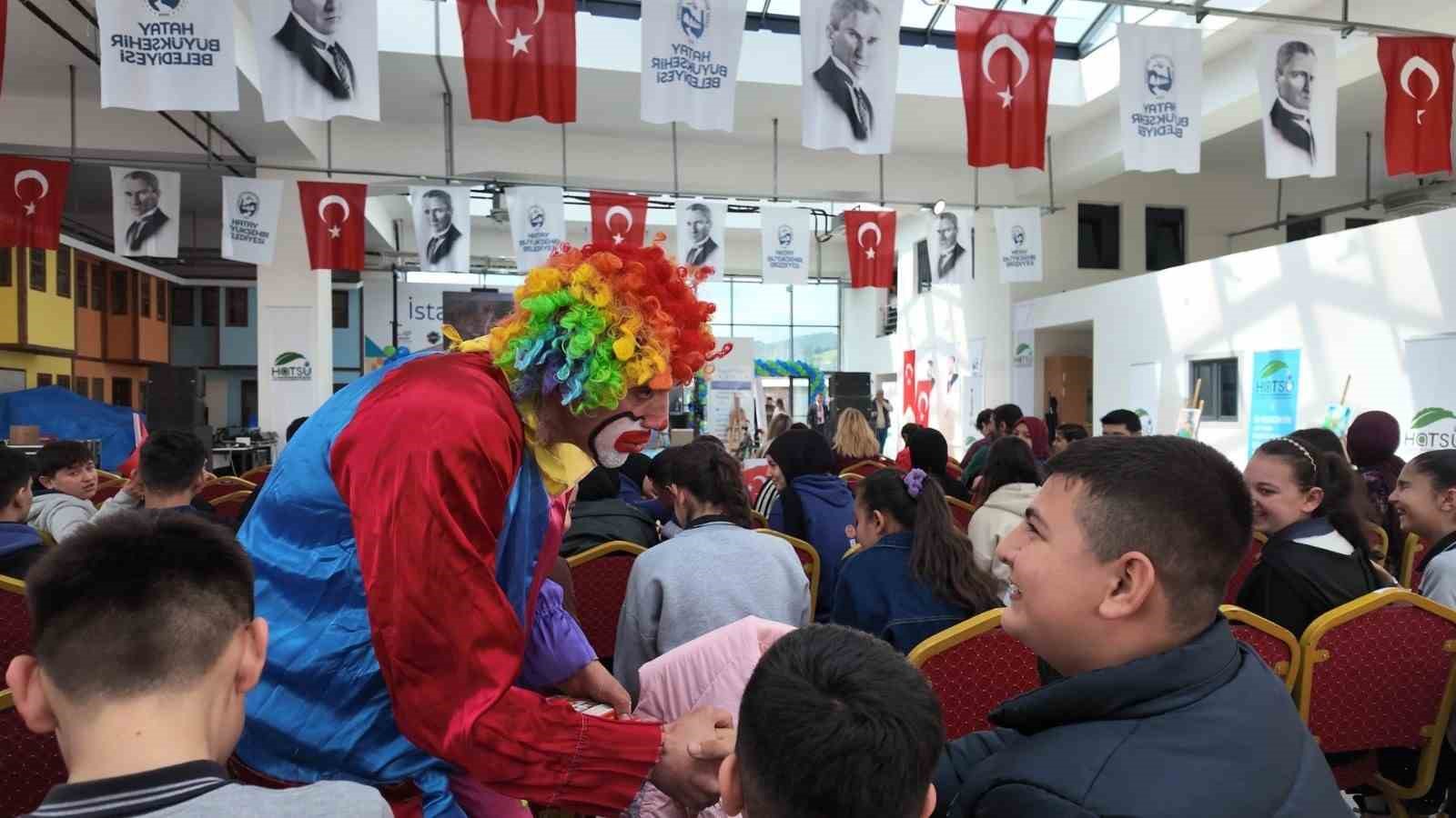 Hatay’da küçük ressamlar tuvallerinde suyu anlattı
