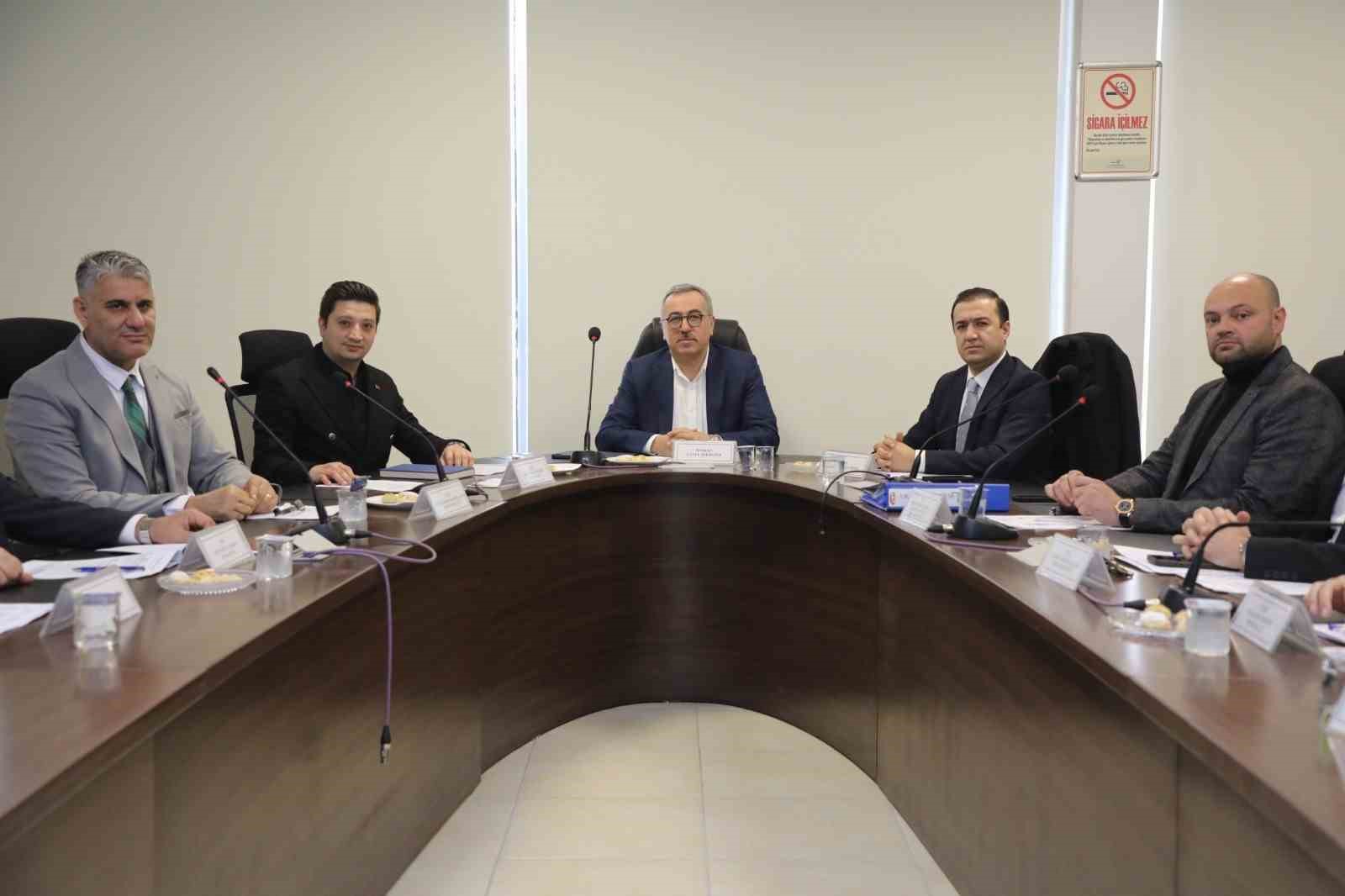 Hatay’da UKOME kararıyla 5 ilçeye EDS geliyor
Hatay’da UKOME kararıyla 5 ilçeye EDS geliyor