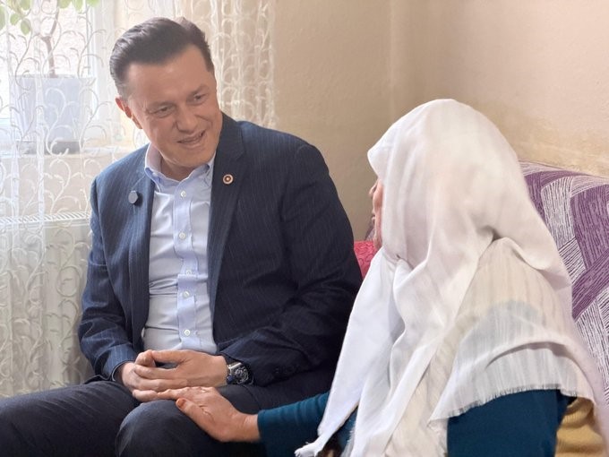 Hatipoğlu Muttalip Mahallesi’nde hemşehrileriyle buluştu
Hatipoğlu Muttalip Mahallesi’nde hemşehrileriyle buluştu