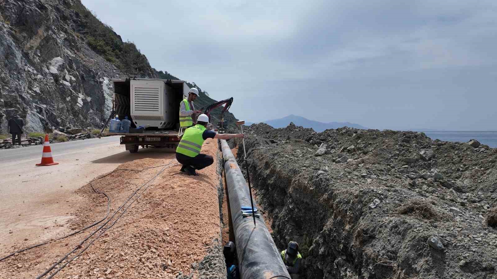 HATSU, Akçay isale hattını yenileyerek su kayıplarını azaltıyor
