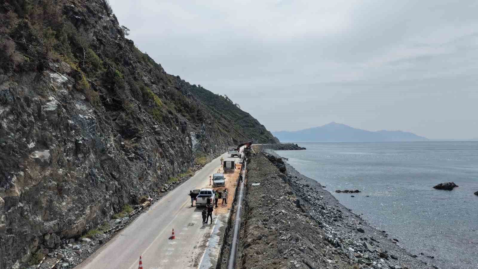 HATSU, Akçay isale hattını yenileyerek su kayıplarını azaltıyor
