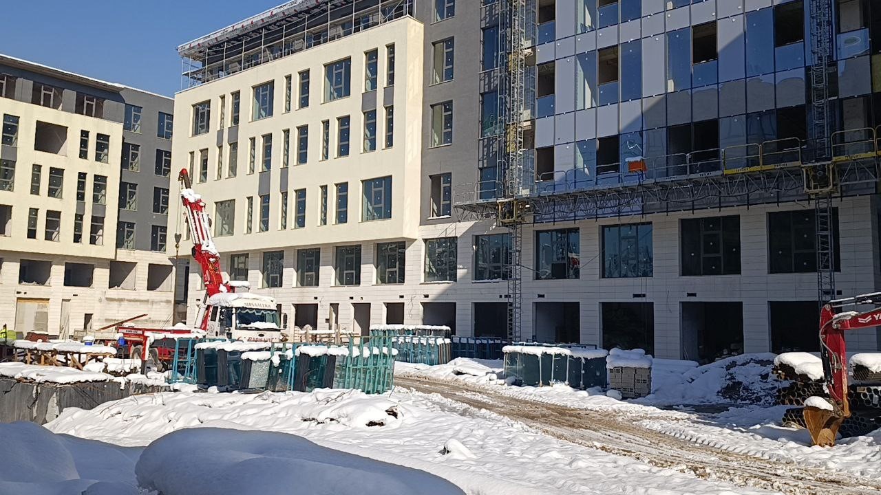 Hava sıcaklığı eksilere düştü, inşaatlarda çalışmalar durma noktasında geldi
