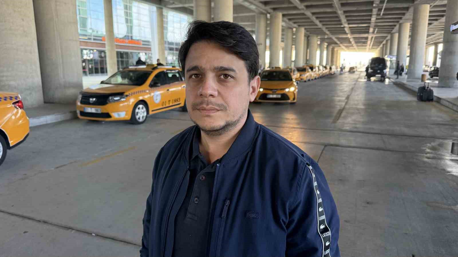 Havalimanı taksicileri, korsandan şikayetçi
