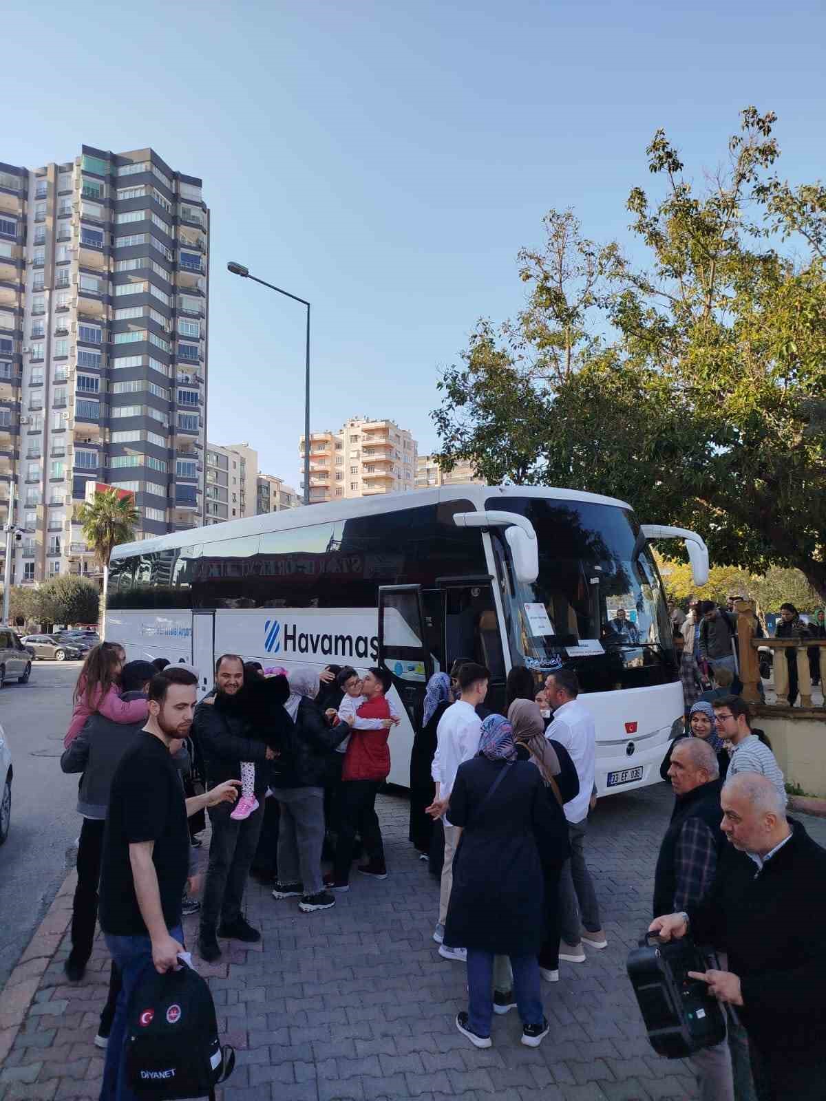 HAVAMAŞ, umreye gidenleri dualarla uğurladı
