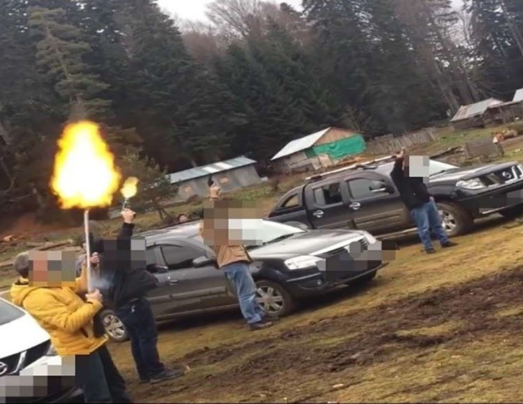 Havaya ateş edip sosyal medyada yayınlayan 8 kişi yakalandı
