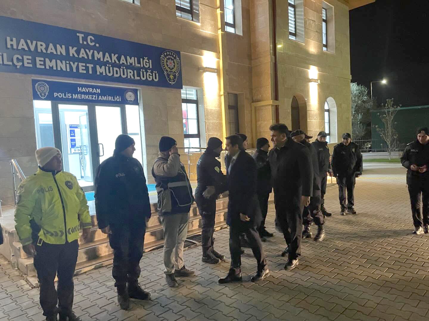 Havran protokolü yılbaşında güvenlik güçlerini ve hastaları yalnız bırakmadı
