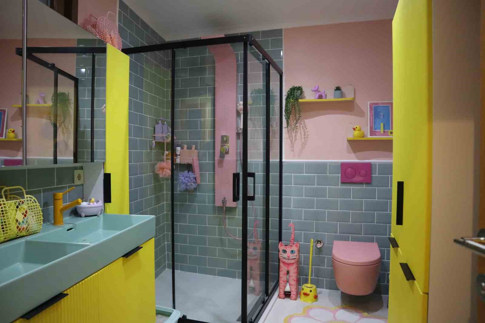 Hayal dünyasından gerçeğe uzanan renkli yolculuk: Bu ev masalları aratmıyor
