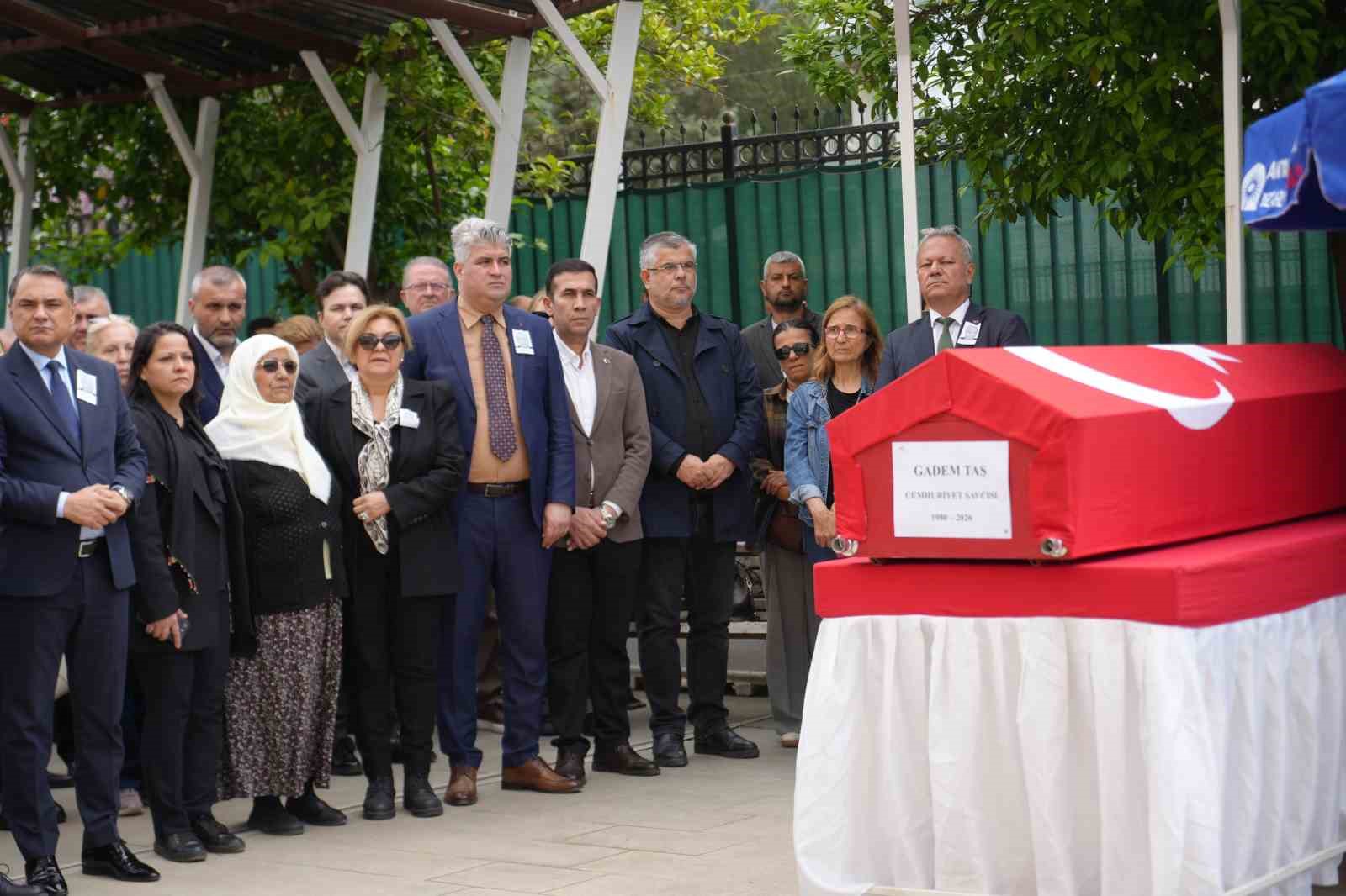 Hayatını kaybeden Cumhuriyet Savcısı Gadem Taş’a adliyede hüzünlü veda
