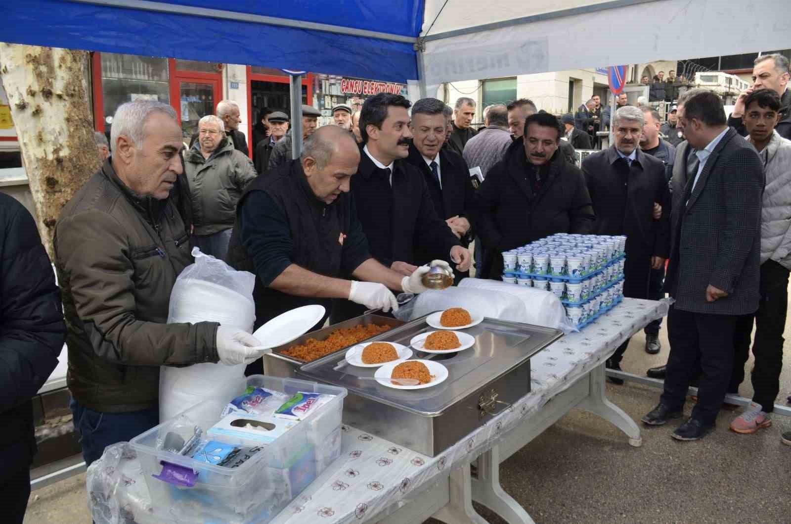 Hayırsever Ali Erdemoğlu’ndan Besni emniyetine 5 araç
