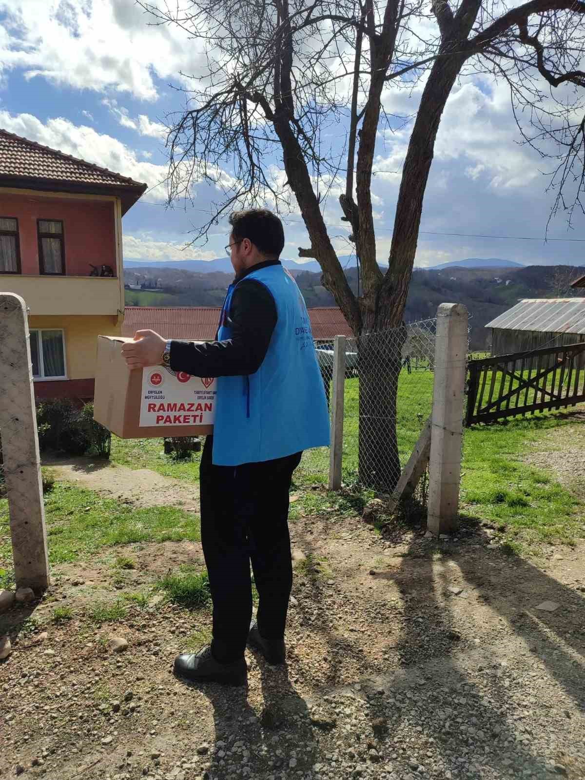 Hayırseverlerin destekleri ihtiyaç sahiplerine ulaştı
