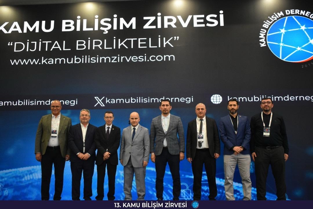 HBB, kamu bilişim zirvesinde başarıya layık görüldü
