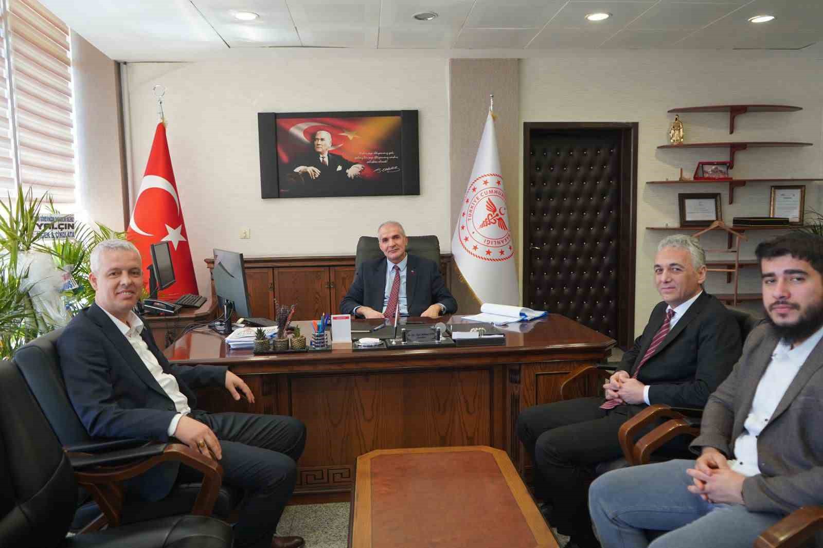 Hekimlerin çalışma şartları ve sağlık sisteminin geleceği Adıyaman’da ele alındı
