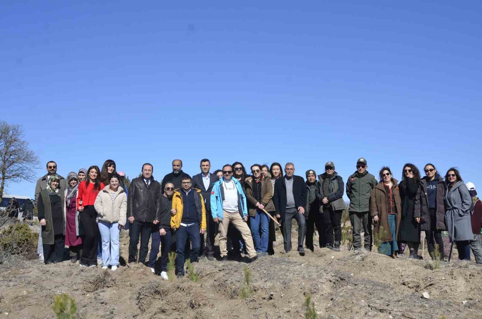 ’Hep Birlikte Geleceğe Nefes’ sloganıyla fidanlar toprakla buluştu
