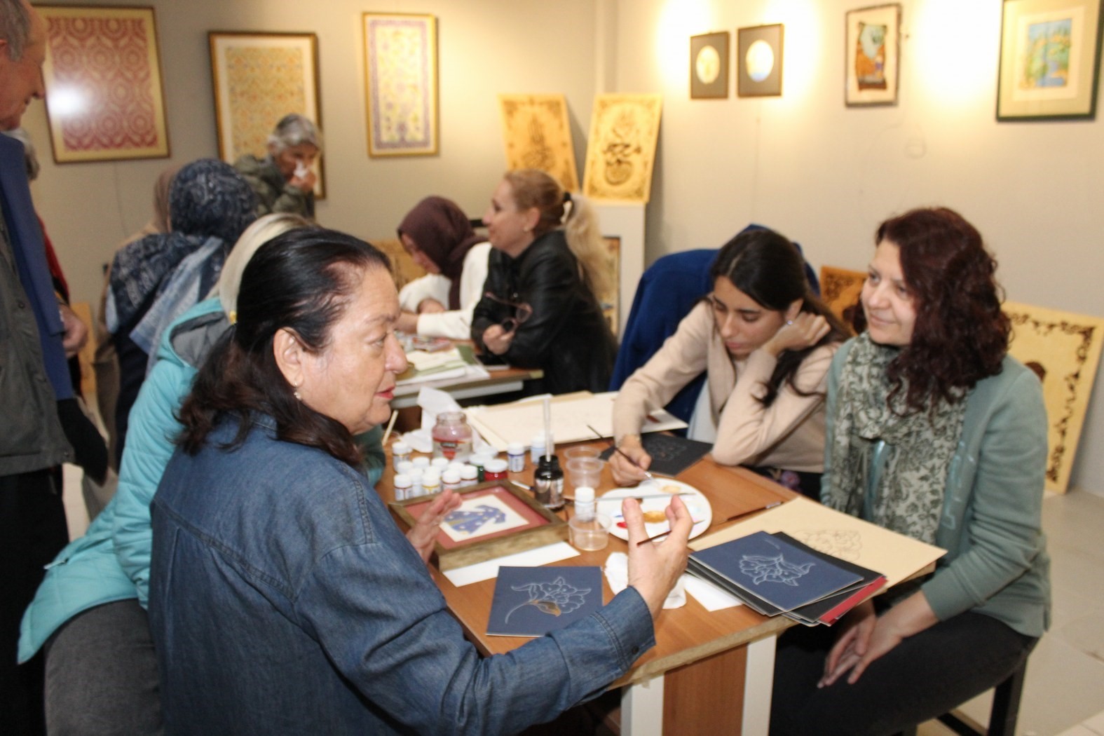 Her Yaşta Sanat Çalıştayı’nda ’sanatın yaşı yok’ mesajı verildi
Her Yaşta Sanat Çalıştayı’nda ’sanatın yaşı yok’ mesajı verildi