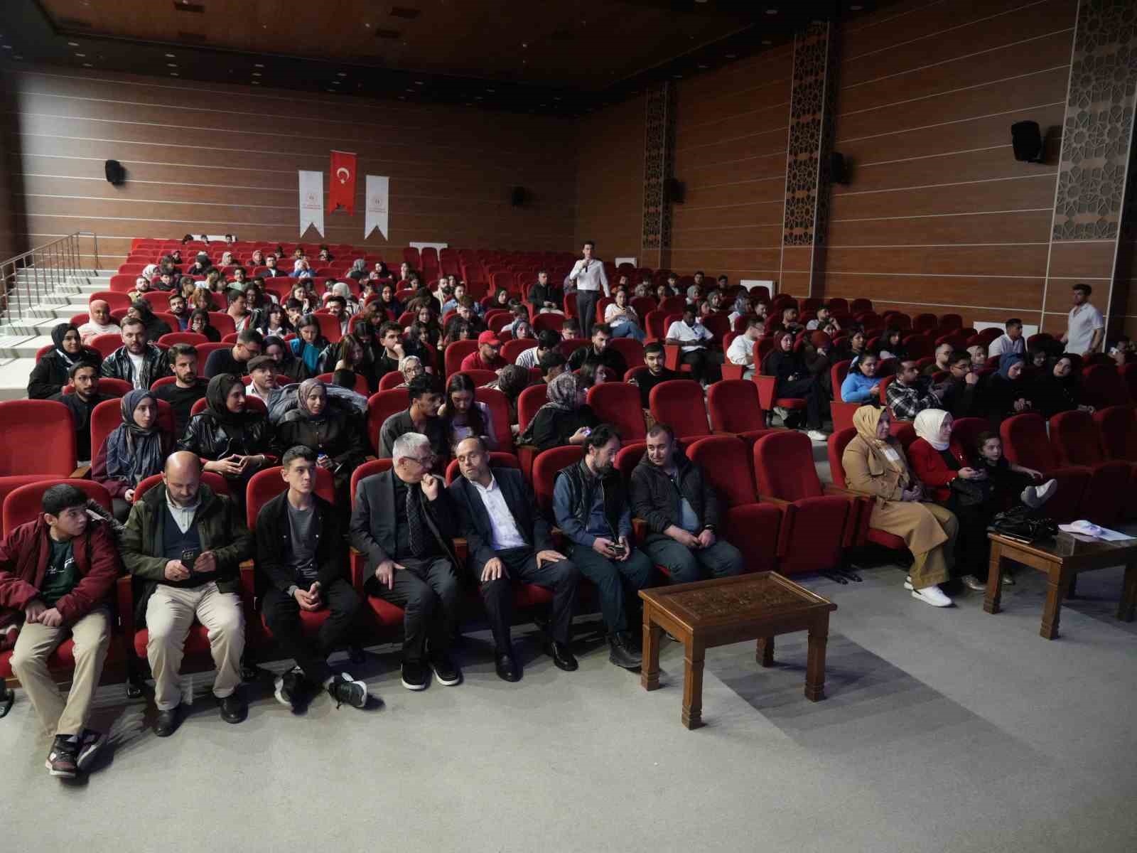 Hicaz Demiryolu’nun tarihine fotoğraflar ve belgelerle
