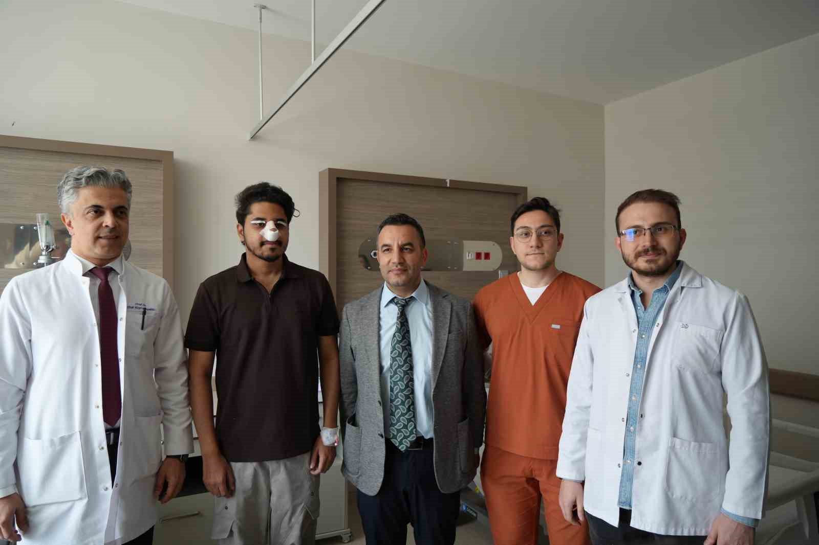 Hindistan’dan Erzincan’a sağlık yolculuğu
