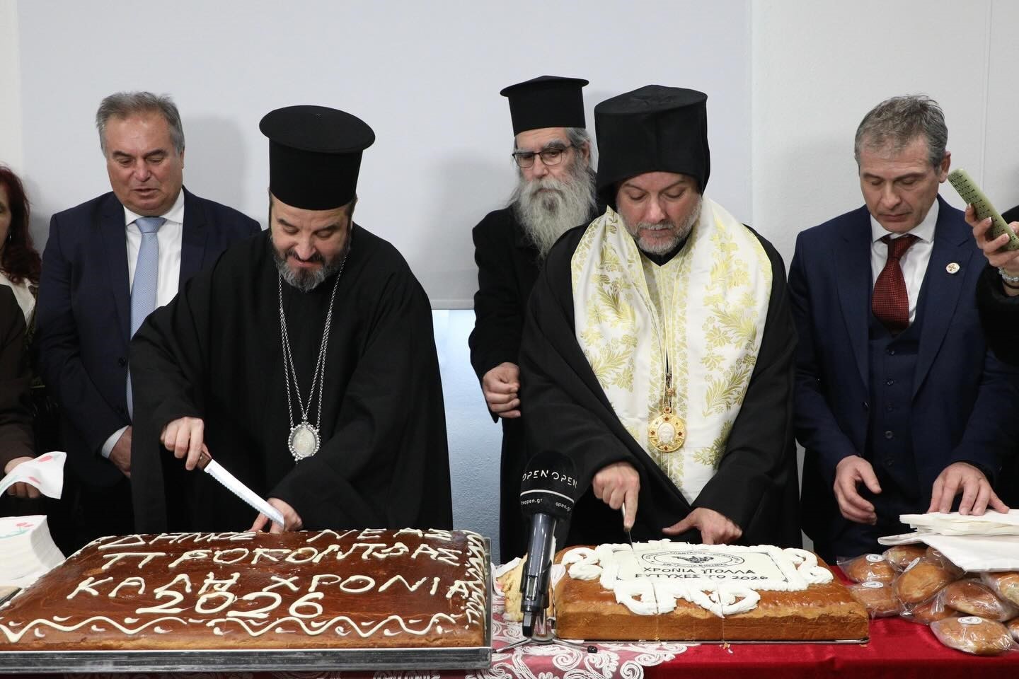 Hıristiyan topluluğu denizden haç çıkardı
