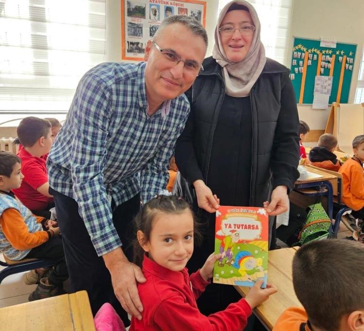 Hisarcık Atatürk İlkokulu’ndan "Bir Okul Bir Kitap Kardeşliği" projesi
