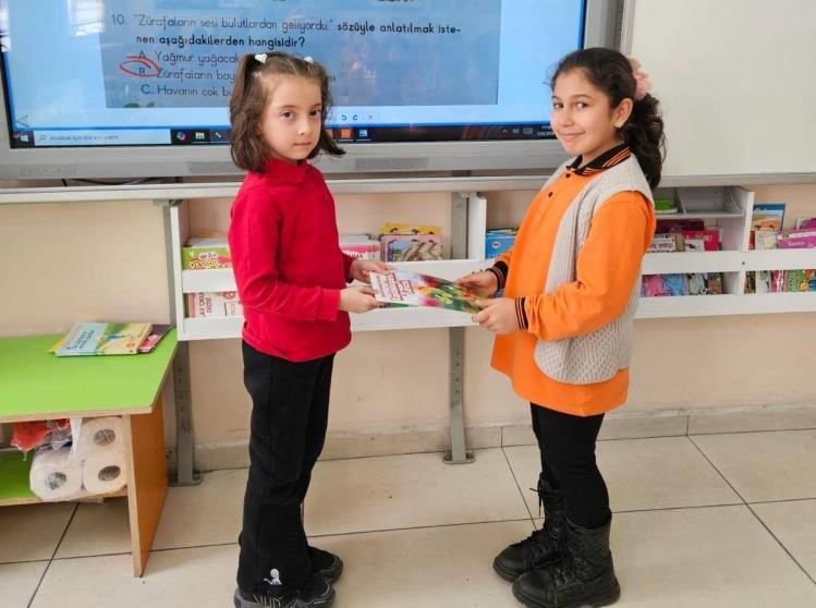 Hisarcık Atatürk İlkokulu’ndan "Bir Okul Bir Kitap Kardeşliği" projesi
