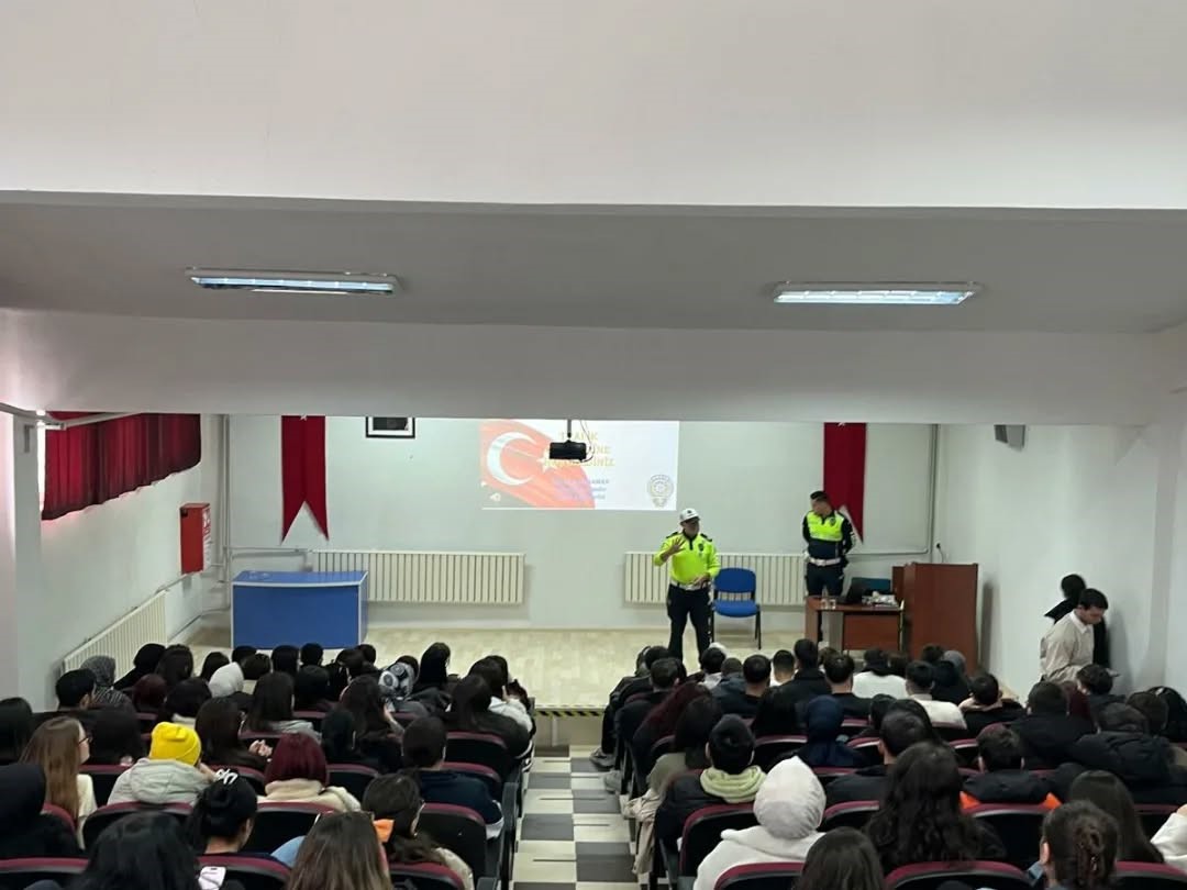 Hisarcık MYO’da "Genel Trafik Kuralları" konulu eğitim
