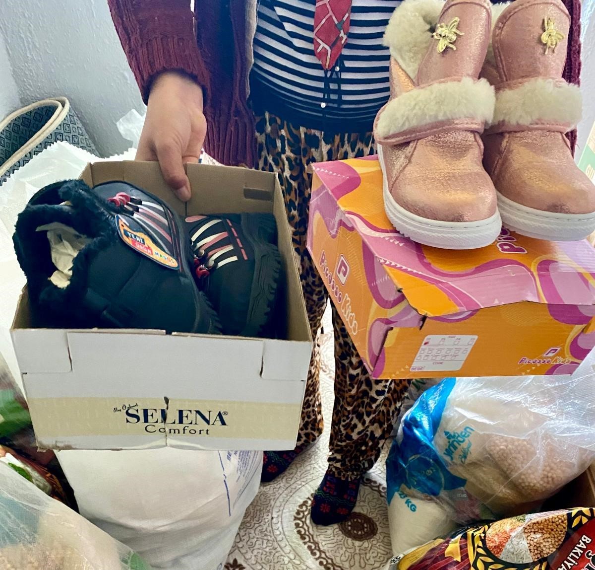 Hisarcık’ta fedakâr imam kapı kapı dolaşıp ihtiyaç sahiplerine yardım ulaştırıyor
