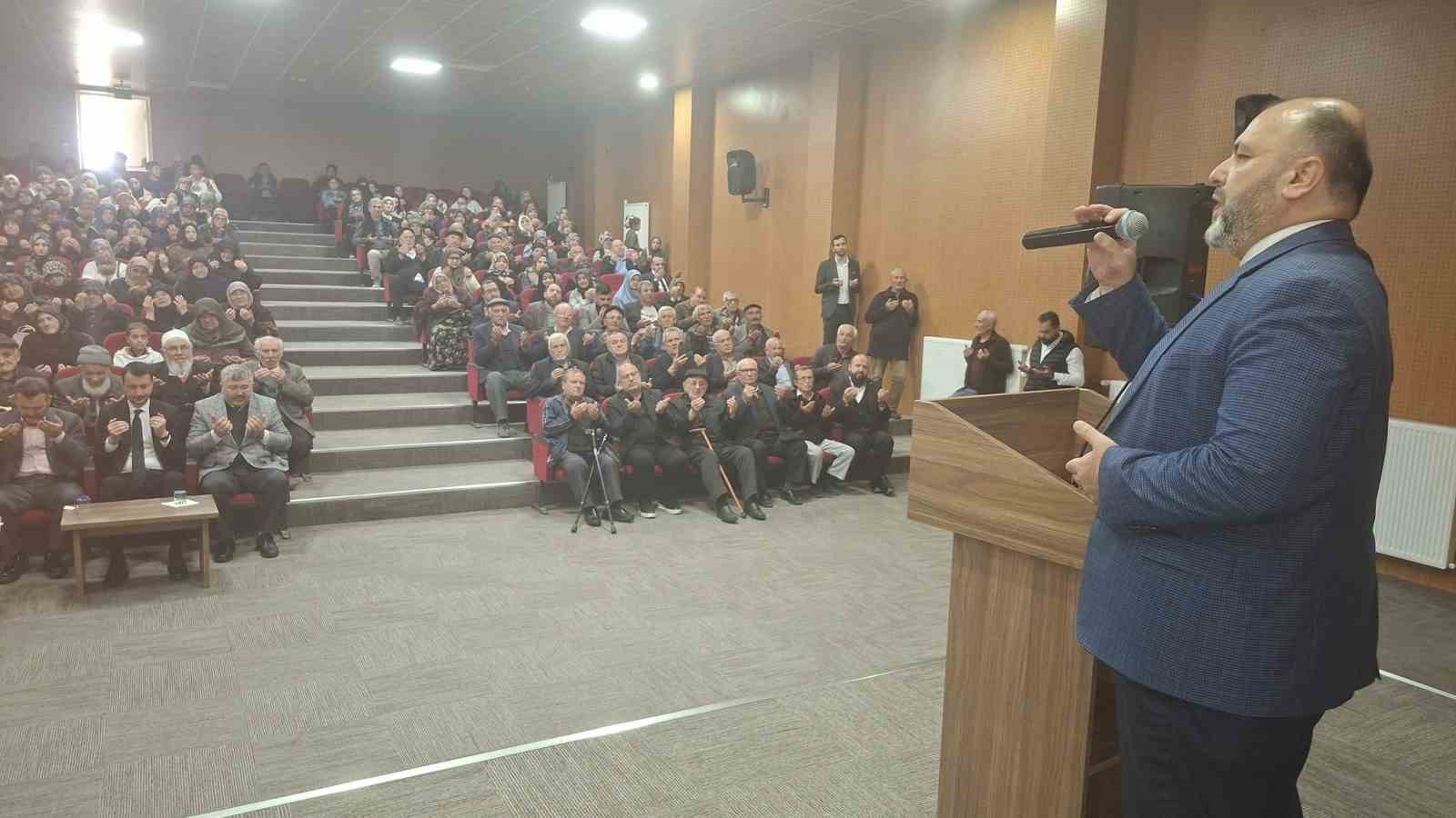 Hisarcık’ta "Gençlik ve Eğitim" konulu konferans
