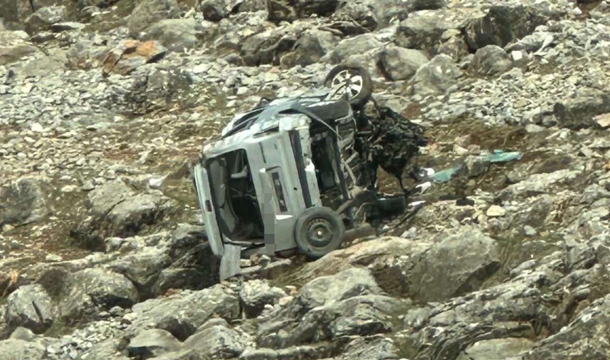 Hizan’da kaza: Genç sürücü hayatını kaybetti
