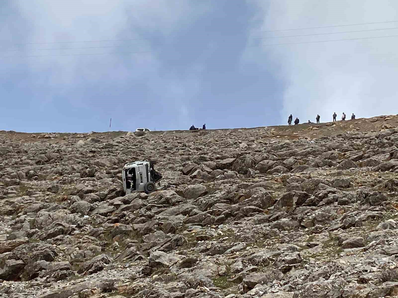 Hizan’da kaza: Genç sürücü hayatını kaybetti
