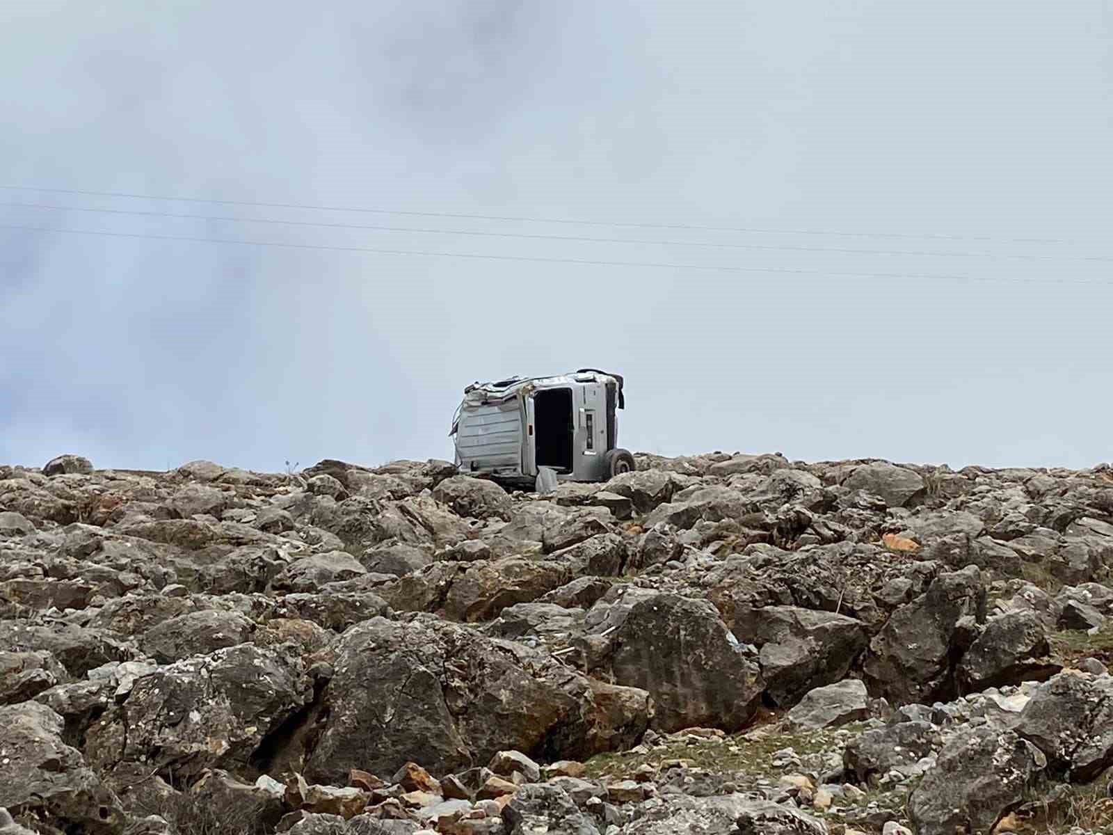Hizan’da kaza: Genç sürücü hayatını kaybetti
