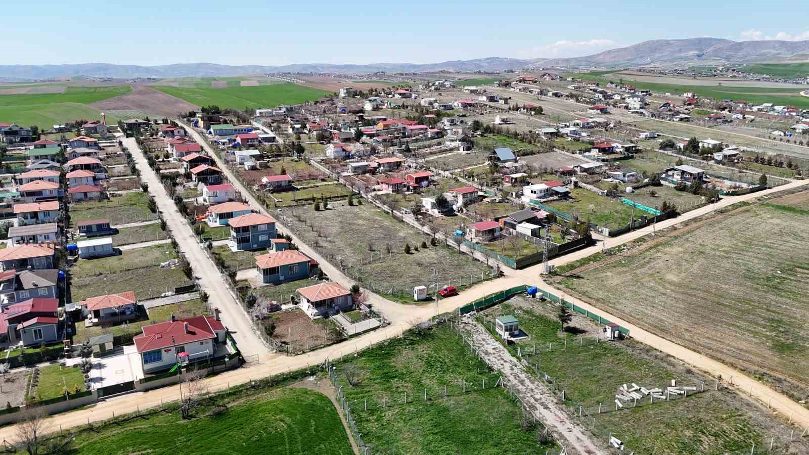 Hobi bahçesi sahipleri bahçelerindeki yapıların yıkılmamasını istiyor
