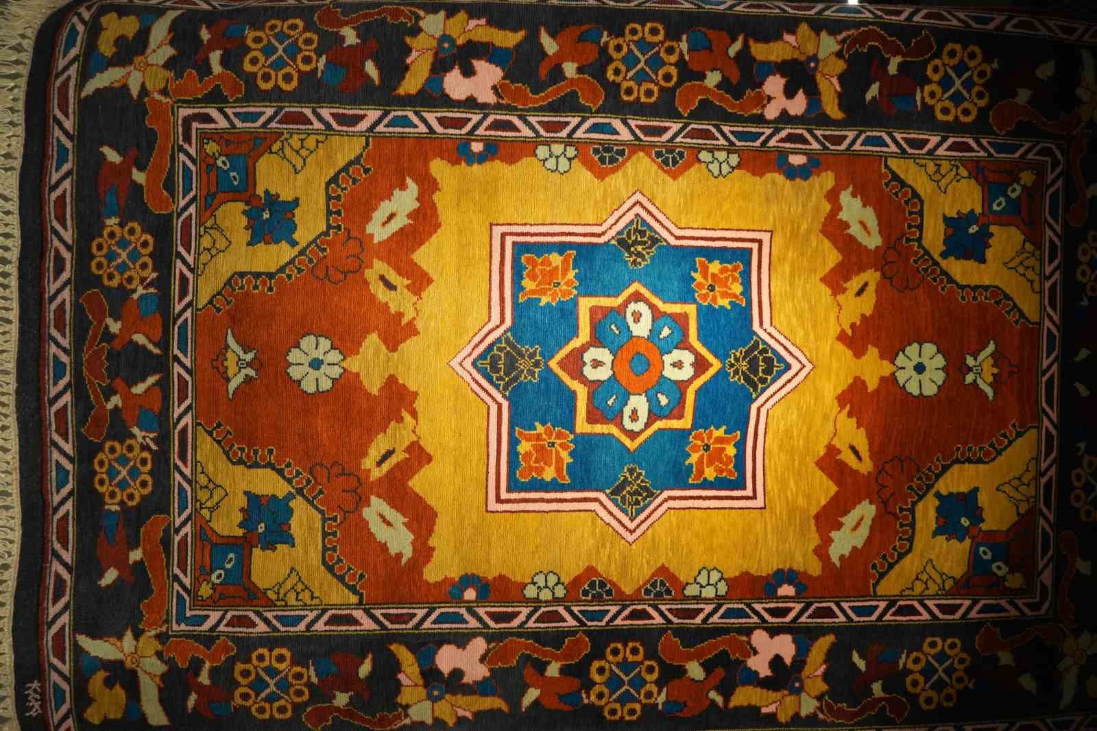 Hollanda ile Türkiye arasındaki 400 yıllık bağ Gaziantep’te sergileniyor
Hollanda ile Türkiye arasındaki 400 yıllık bağ Gaziantep’te sergileniyor