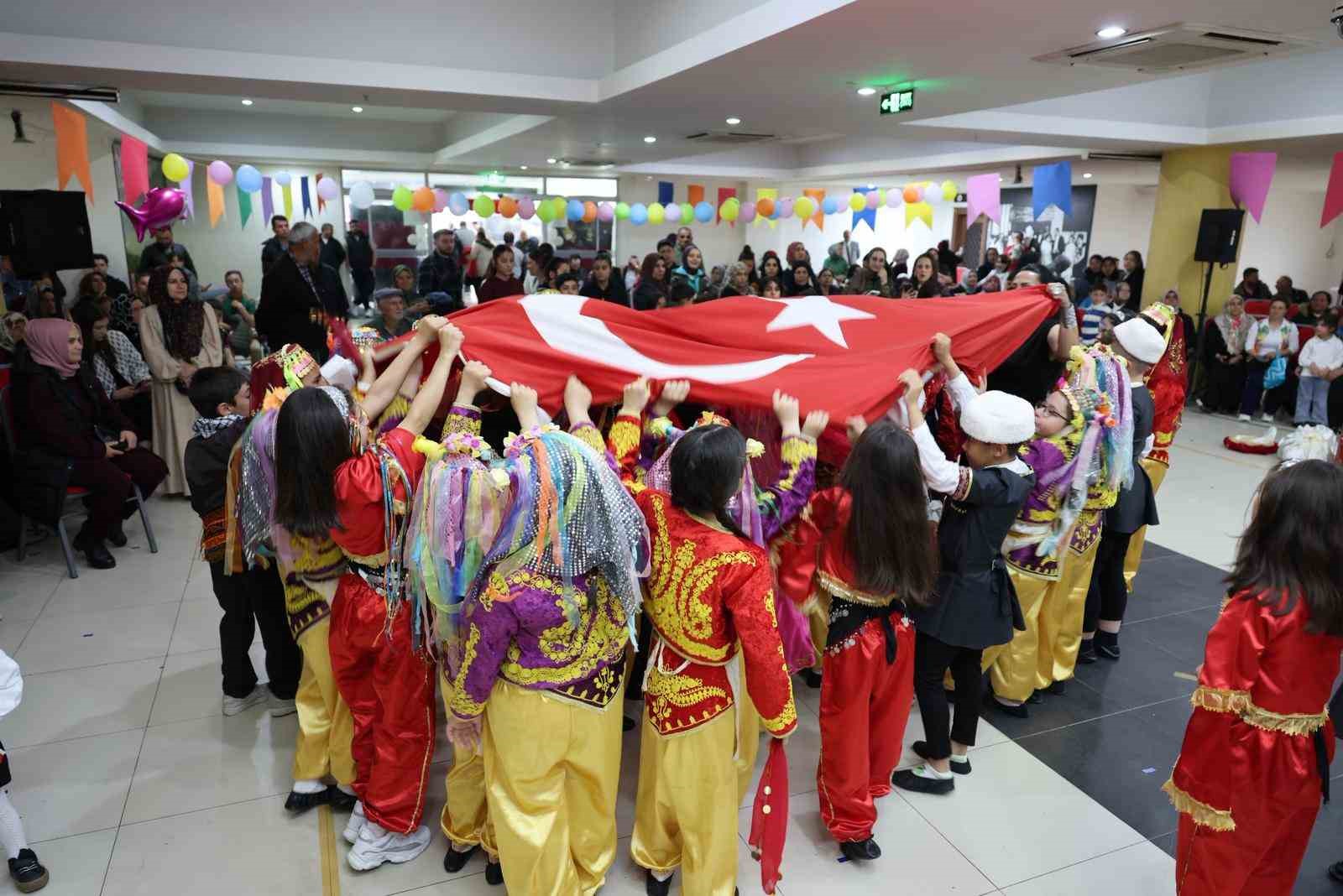 Honaz’da 23 Nisan’da coşku ve hüzün bir arada yaşandı
